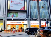 Người nhà Giám đốc Kế toán Techcombank đăng kí mua 1 triệu cổ phiếu TCB