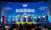 Sheraton Grand Danang Beach Resort  SPA được vinh danh TOP 10 khách sạn 5 sao tốt nhất Việt Nam 2025